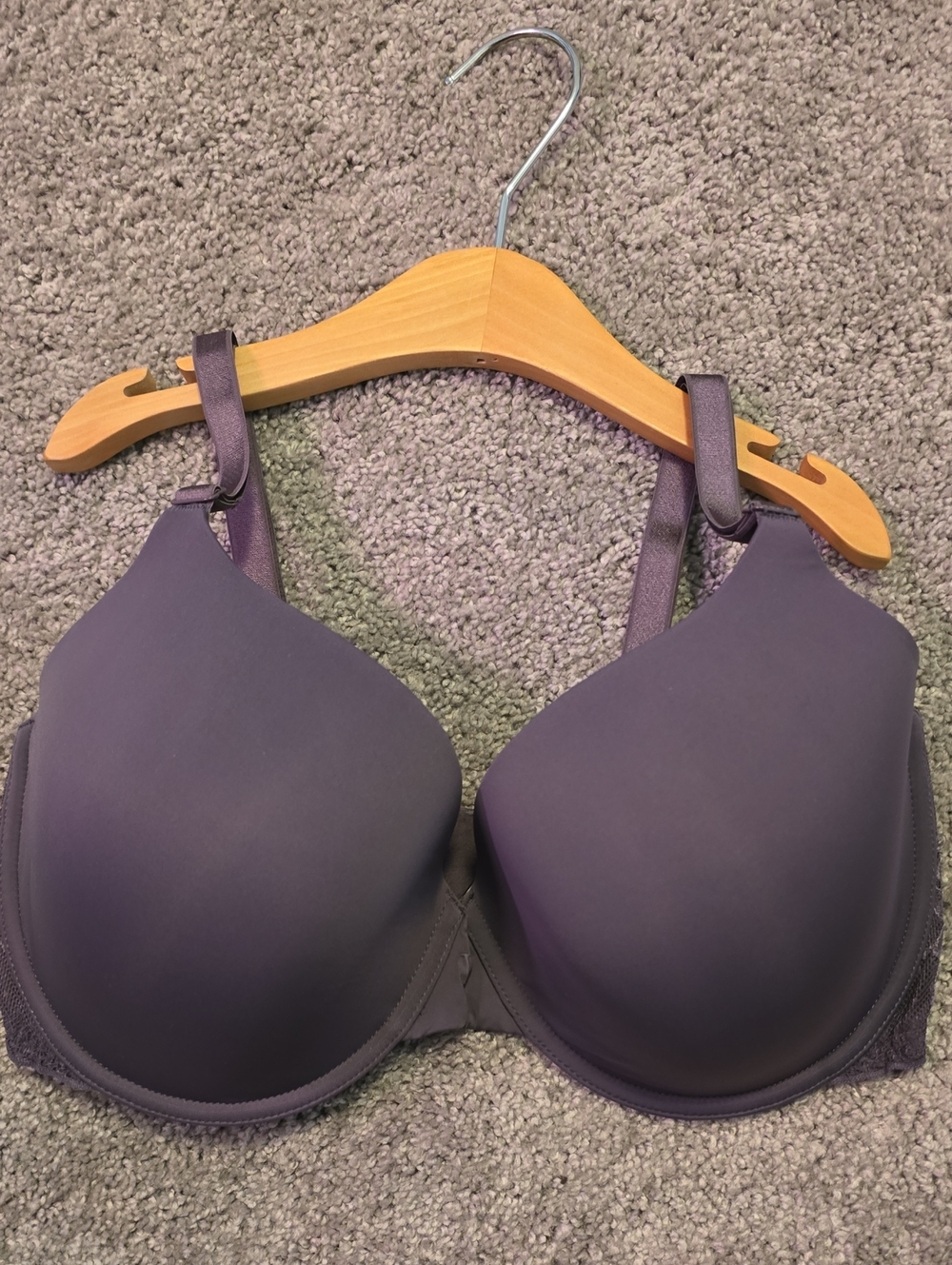 Victoria’s Secret T-Shirt Lightly Lined Demi Bra – Purple  (34DDD)